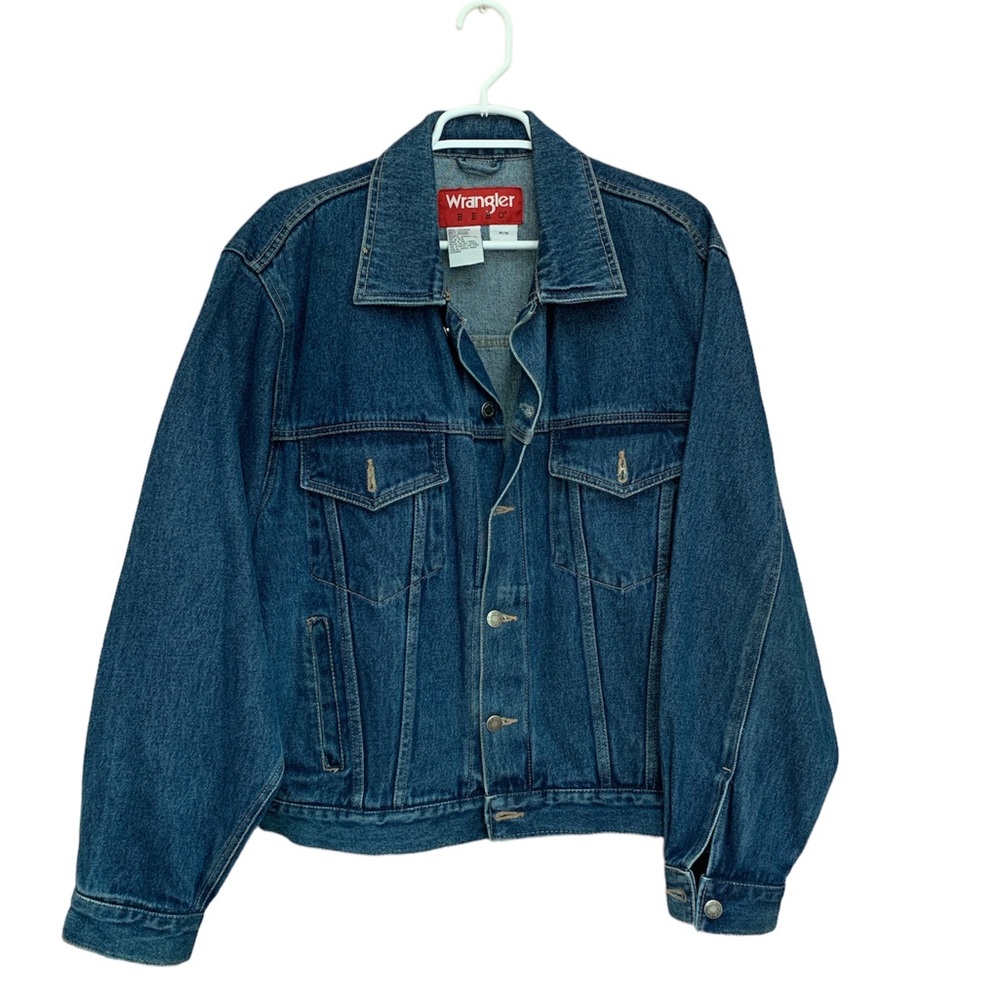 Wrangler Jean Jacket Medium Wash Trucker Style Size Medium